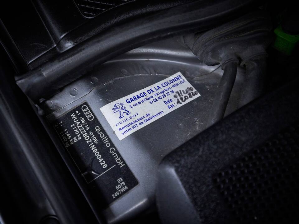 Imagen 96/100 de Audi RS4 Avant (2001)