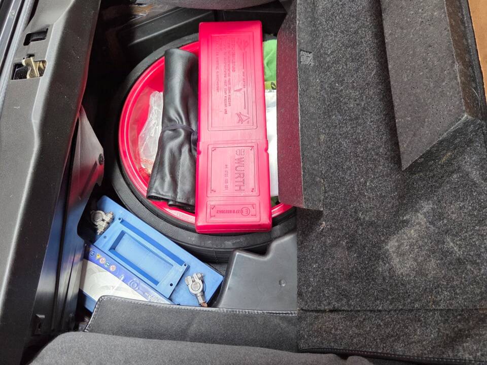 Bild 25/33 von Porsche 911 Carrera 4S (1996)