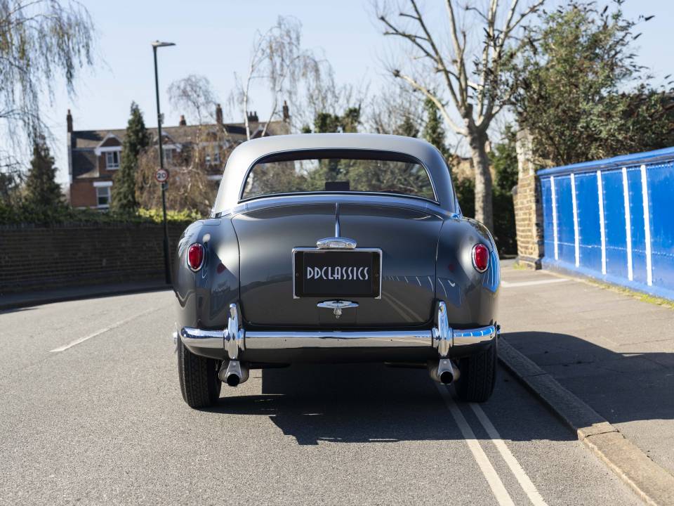 Bild 6/31 von Aston Martin DB 2&#x2F;4 Mk II (1957)