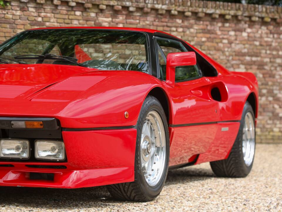 Bild 10/50 von Ferrari 328 GTB (1986)