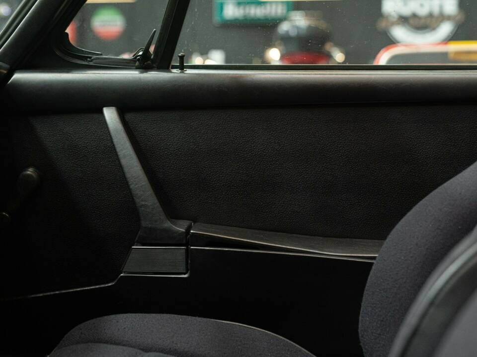 Image 29/50 of Porsche 911 Carrera 2.7 (1975)
