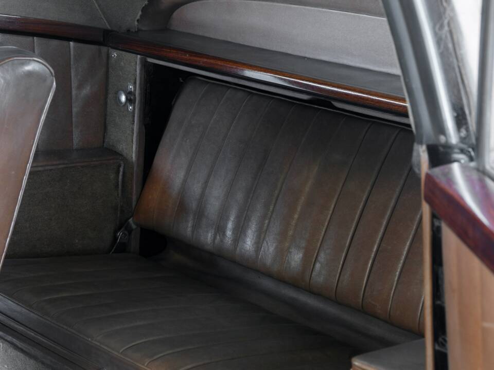 Image 26/50 de Mercedes-Benz 170 S Cabriolet A (1951)