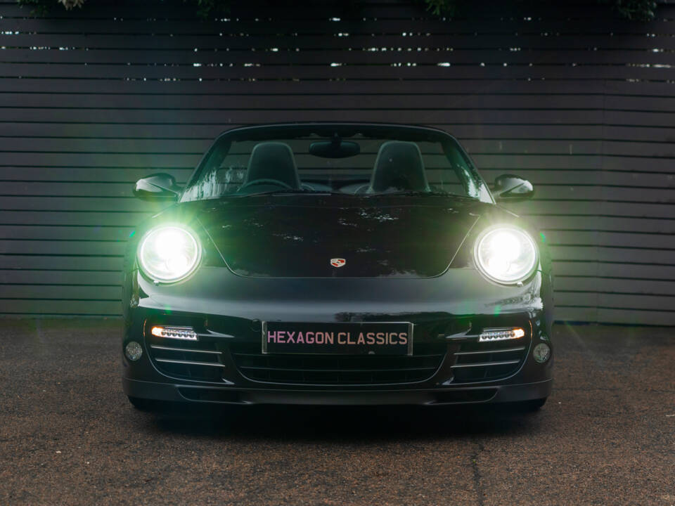 Imagen 15/51 de Porsche 911 Turbo S (2011)