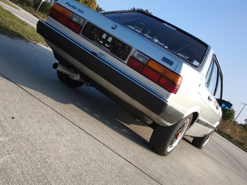 Image 43/94 de Audi 80 CD 5S (1982)