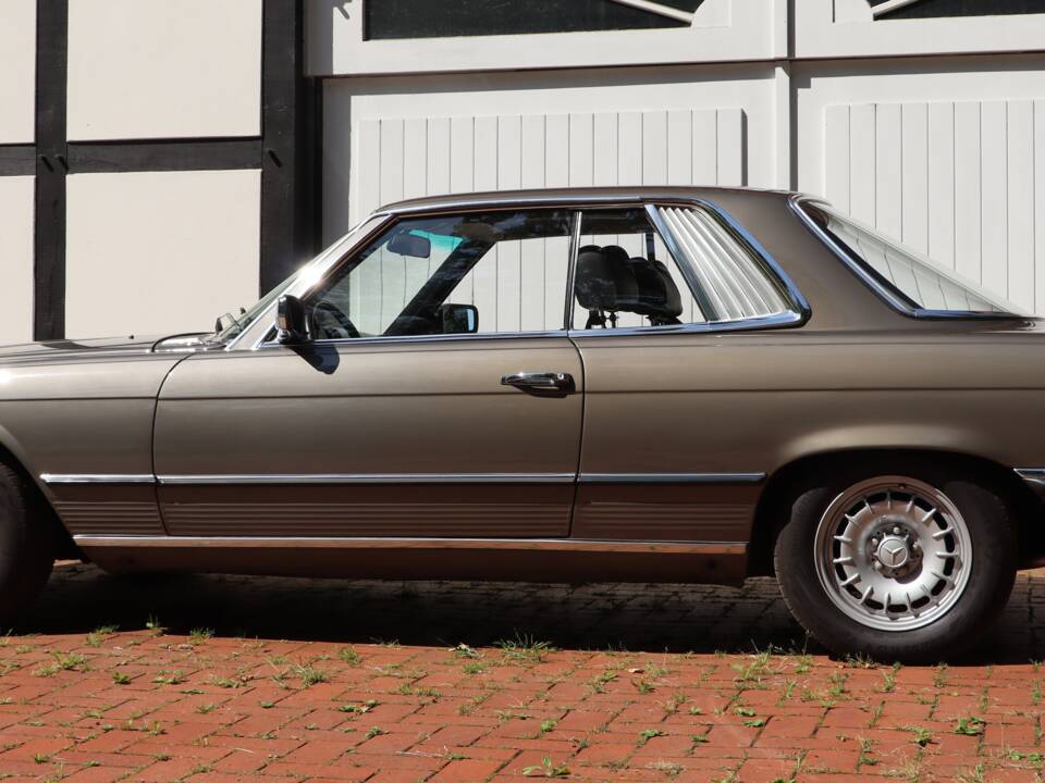 Image 11/59 of Mercedes-Benz 500 SLC (1980)