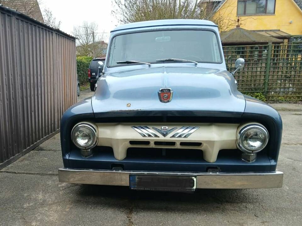 Image 3/8 of Ford F-100 (1954)