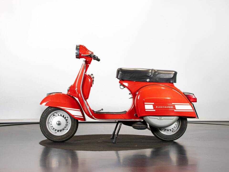 Immagine 1/50 di Piaggio Vespa 200 Rally (1974)