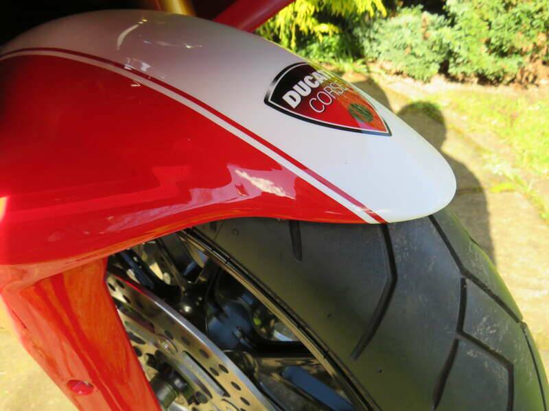 Bild 35/48 von Ducati 749 R (2005)
