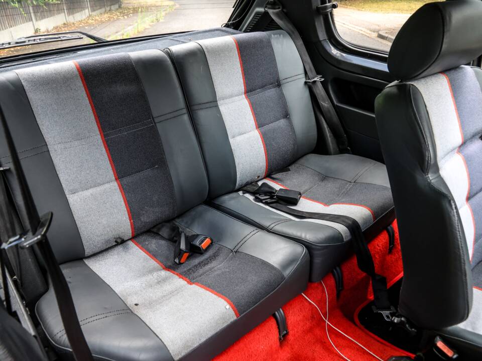 Bild 29/33 von Peugeot 205 GTi 1.9 (1987)