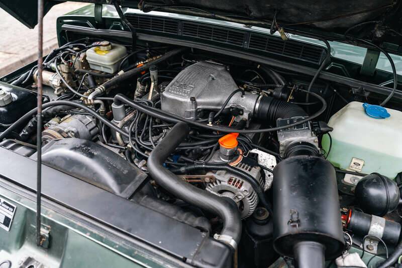 Image 3/10 of Land Rover Range Rover LSE Autobiography (1993)