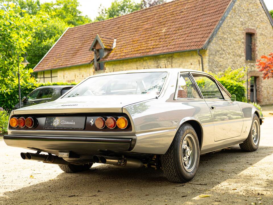 Bild 18/81 von Ferrari 365 GT4 2+2 (1973)
