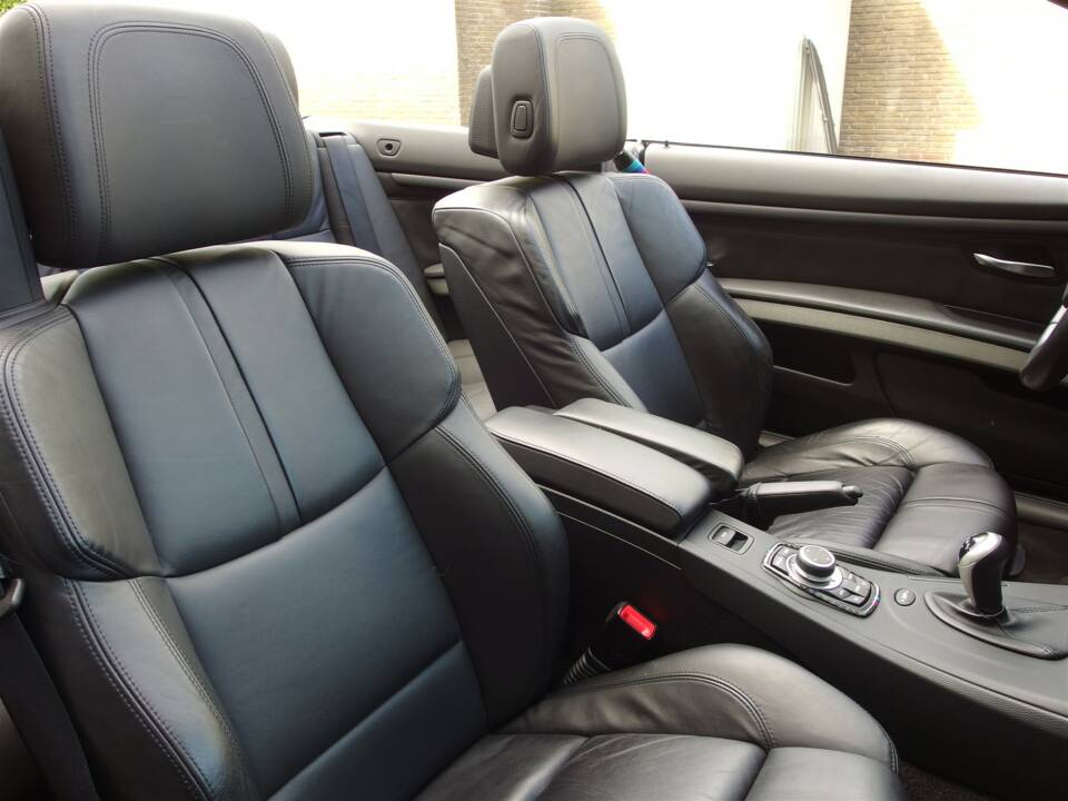 Image 53/98 de BMW M3 (2011)
