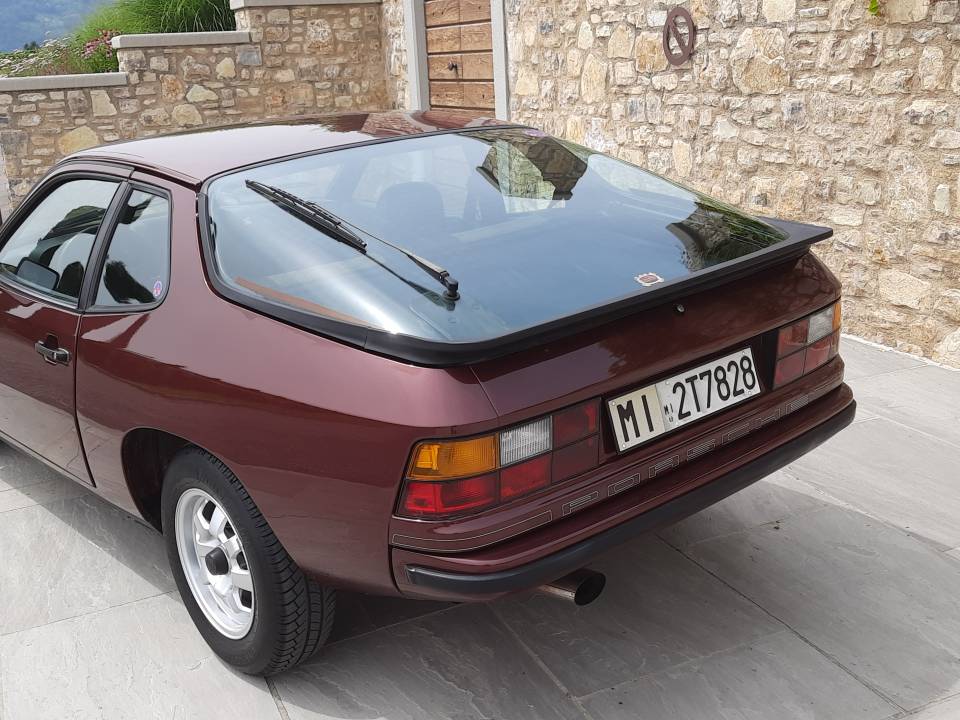 Afbeelding 30/33 van Porsche 924 (1984)