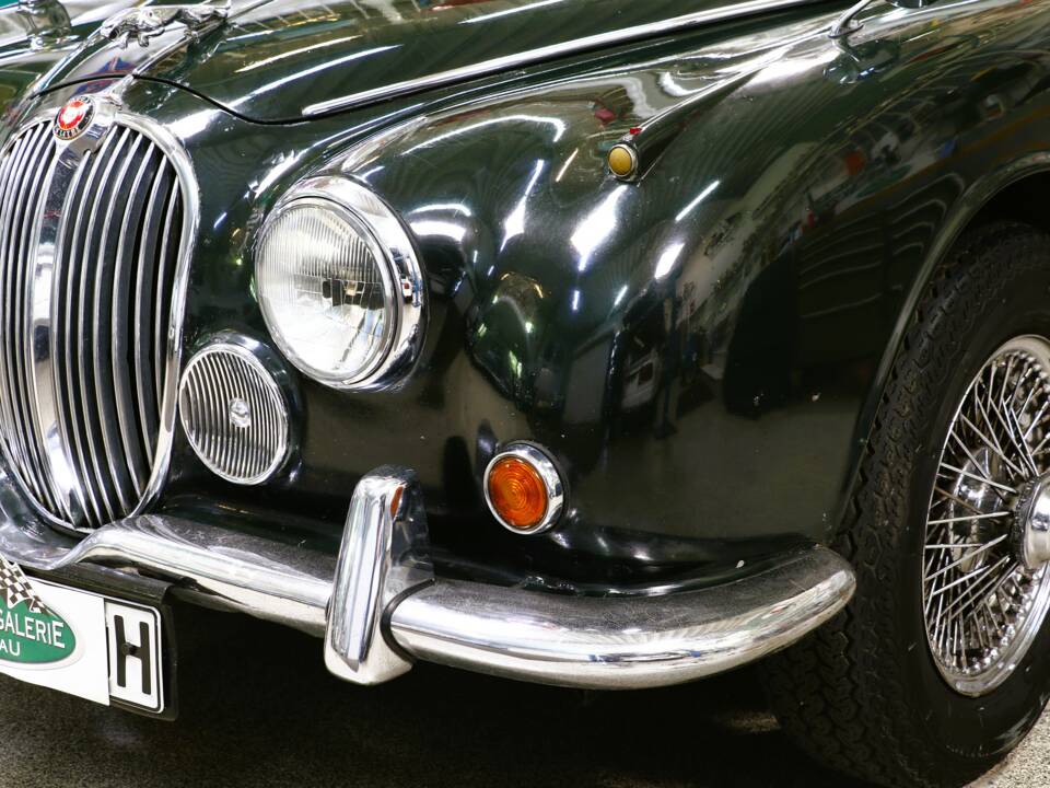 Immagine 8/36 di Jaguar 240 (1968)