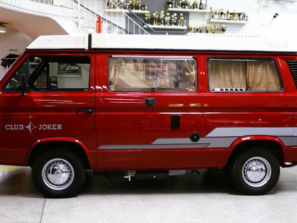 Bild 10/37 von Volkswagen T3 Westfalia Joker 1.6 TD (1985)