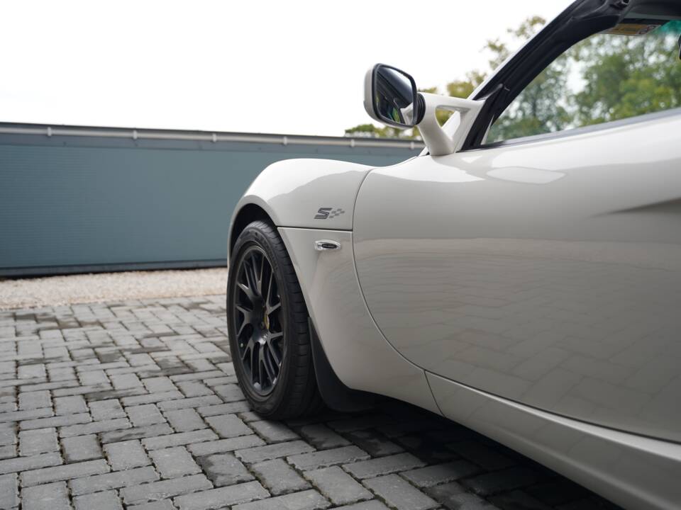 Image 48/50 of Lotus Elise Sport 220 (2016)