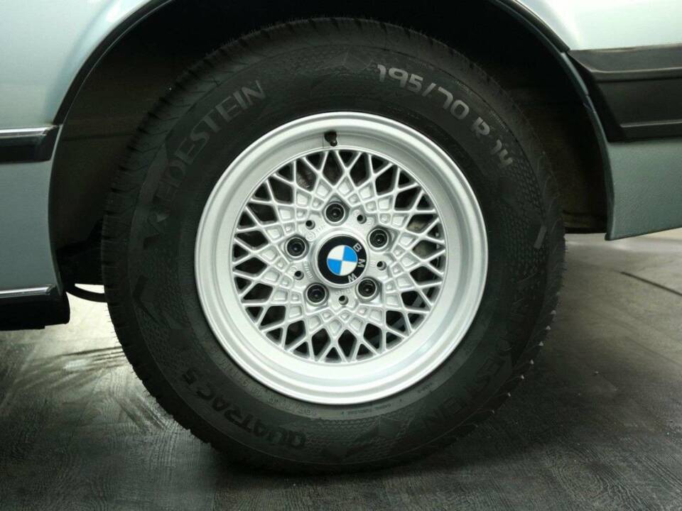 Bild 49/49 von BMW 633 CSi A (1980)