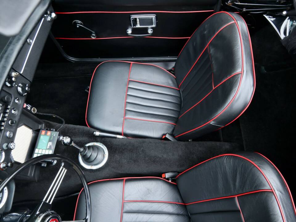 Bild 23/50 von MG MGB (1968)