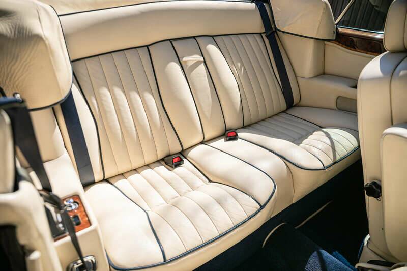 Image 23/47 of Bentley Continental (1987)