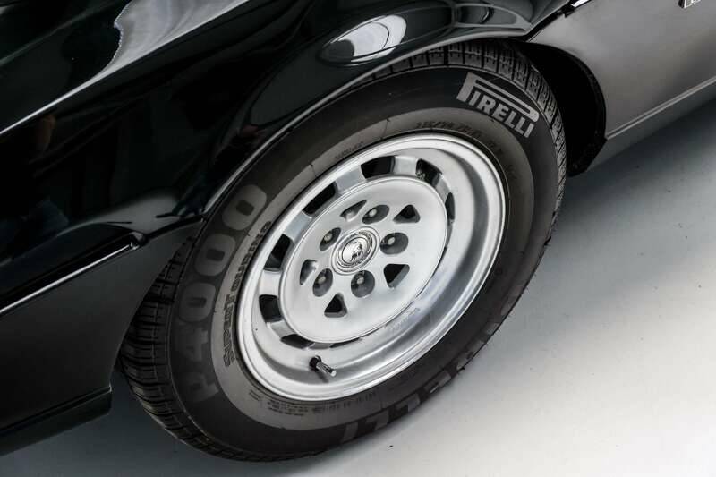 Afbeelding 9/32 van Lamborghini Espada 400 GT (1976)