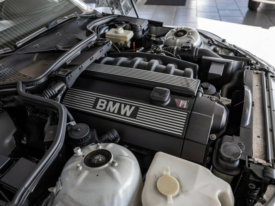 Immagine 16/22 di BMW Z3 2.8 (1997)