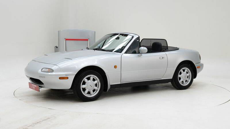 Image 1/15 de Mazda MX-5 1.6 (1992)