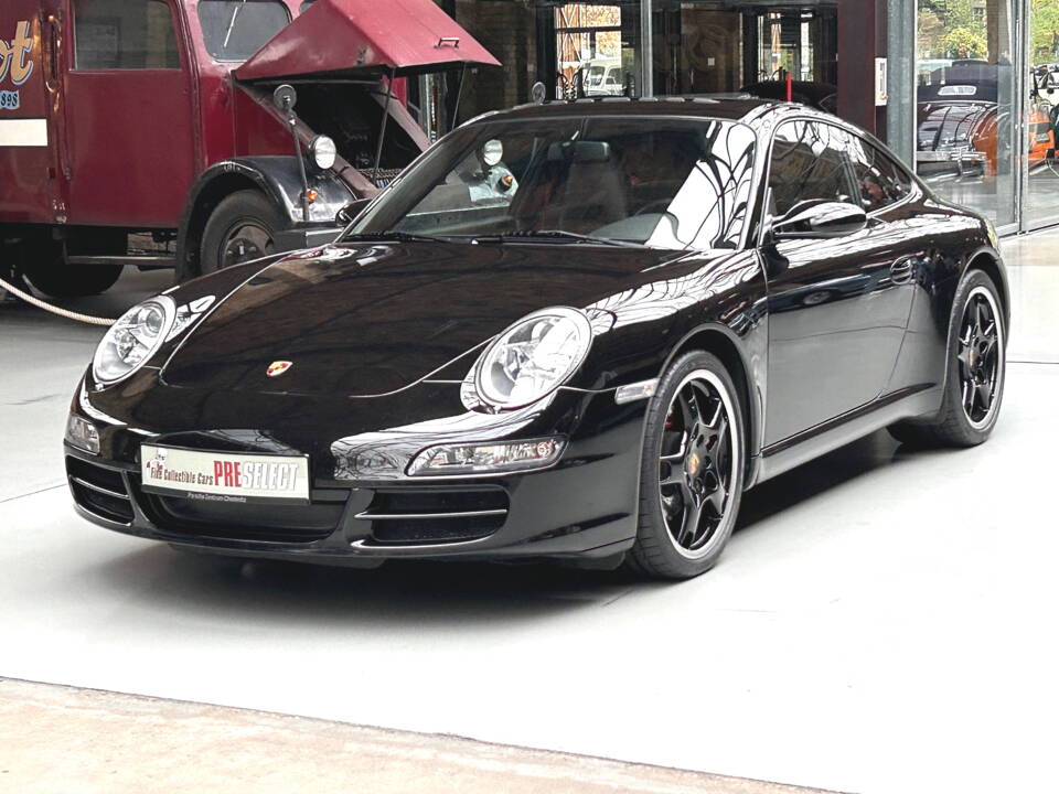 Imagen 10/29 de Porsche 911 Carrera (2006)