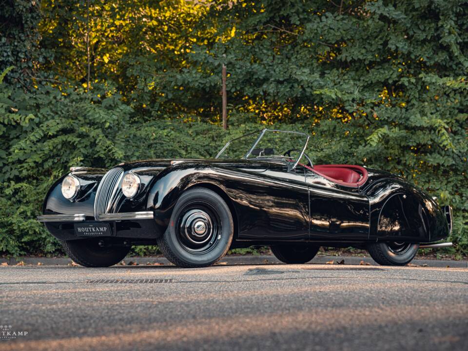 Image 1/20 of Jaguar XK 120 OTS (1950)