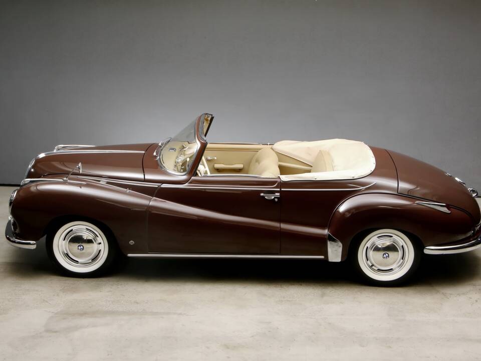 Image 3/26 of BMW 502 Autenrieth (1955)