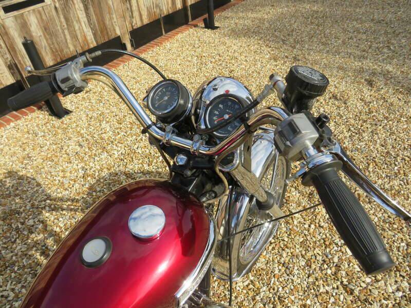 Image 8/44 of Triumph DUMMY (1976)