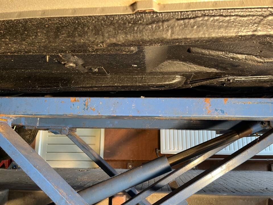 Bild 44/60 von Peugeot 504 V6 Coupe (1975)