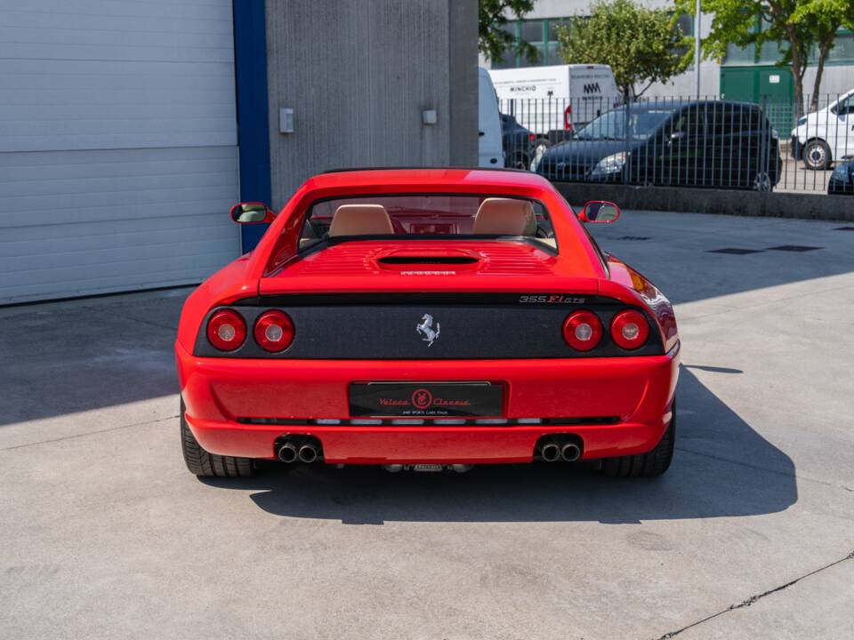 Bild 23/100 von Ferrari F 355 F1 GTS (1998)