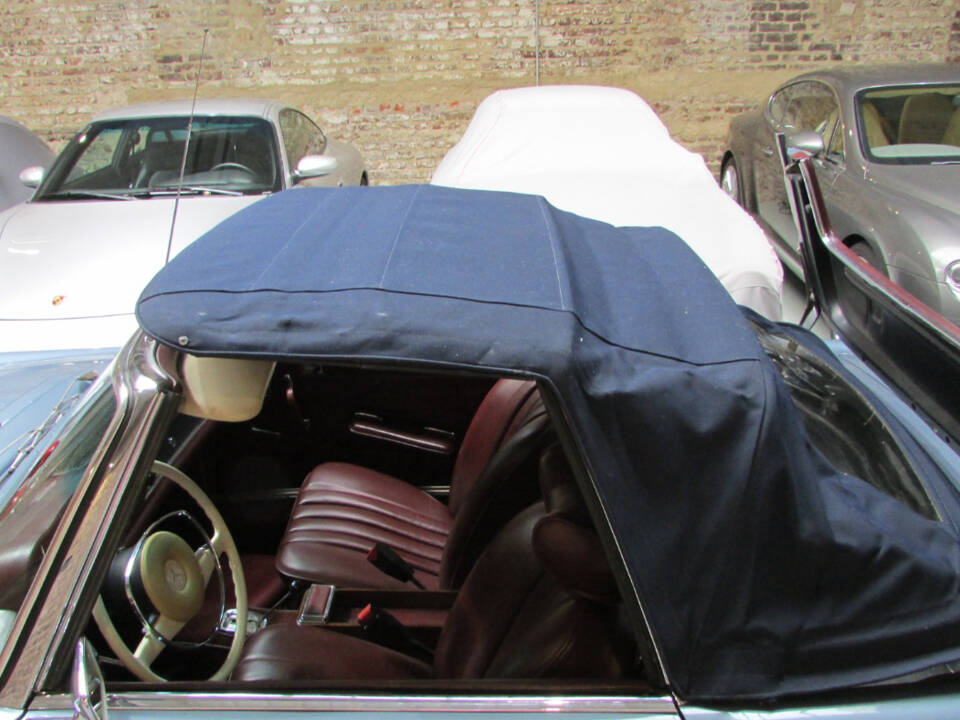 Bild 17/26 von Mercedes-Benz 280 SL (1969)