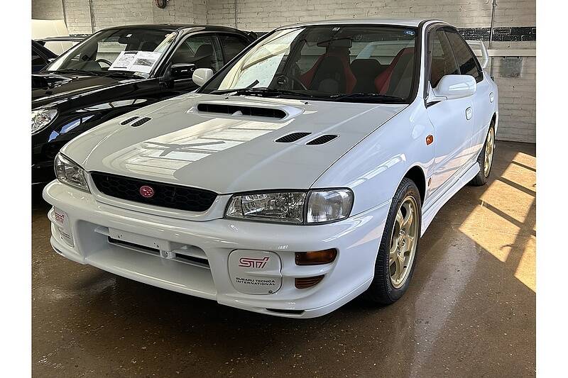 Image 4/9 of Subaru Impreza 2.0 T GT 4WD (1999)