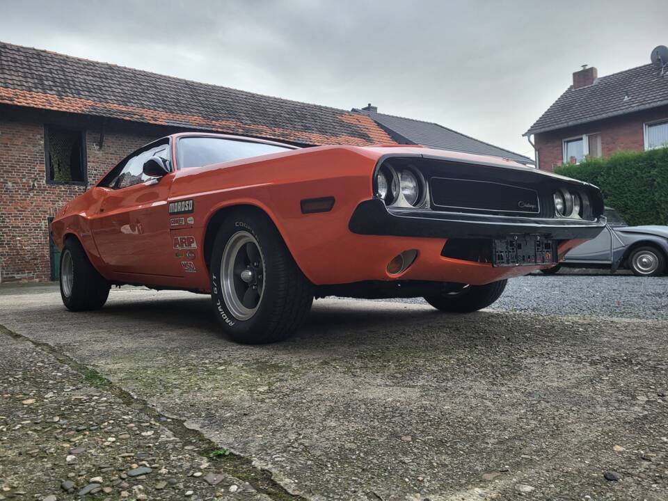 Image 18/46 de Dodge Challenger R&#x2F;T 440 Six-Pack (1970)