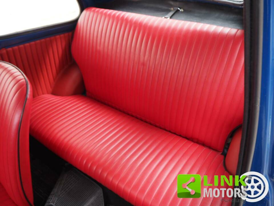 Image 6/10 of FIAT 500 L (1971)
