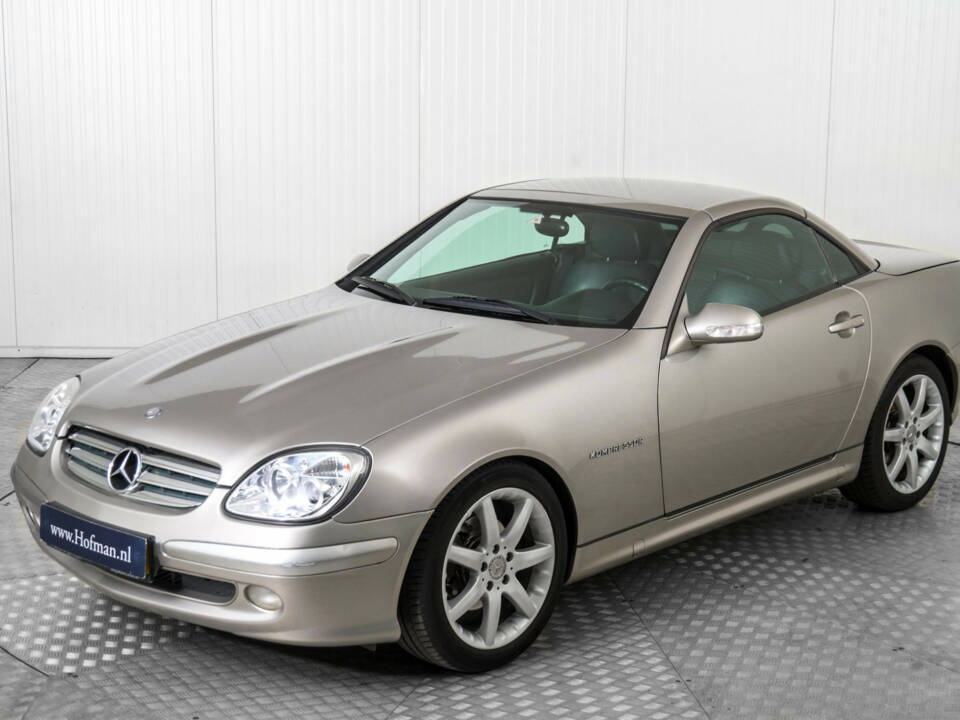 Image 43/50 of Mercedes-Benz SLK 200 Kompressor (2002)