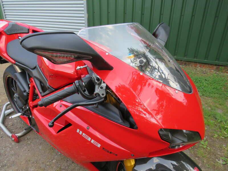 Immagine 5/46 di Ducati DUMMY (2012)