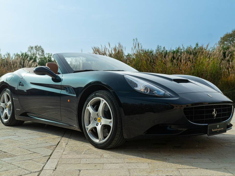 Bild 9/50 von Ferrari California (2010)