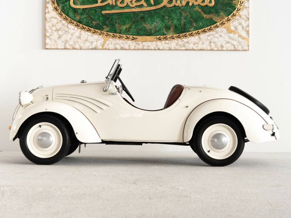 Image 5/36 of NSU-Fiat 500 A Topolino Weinsberg (1940)