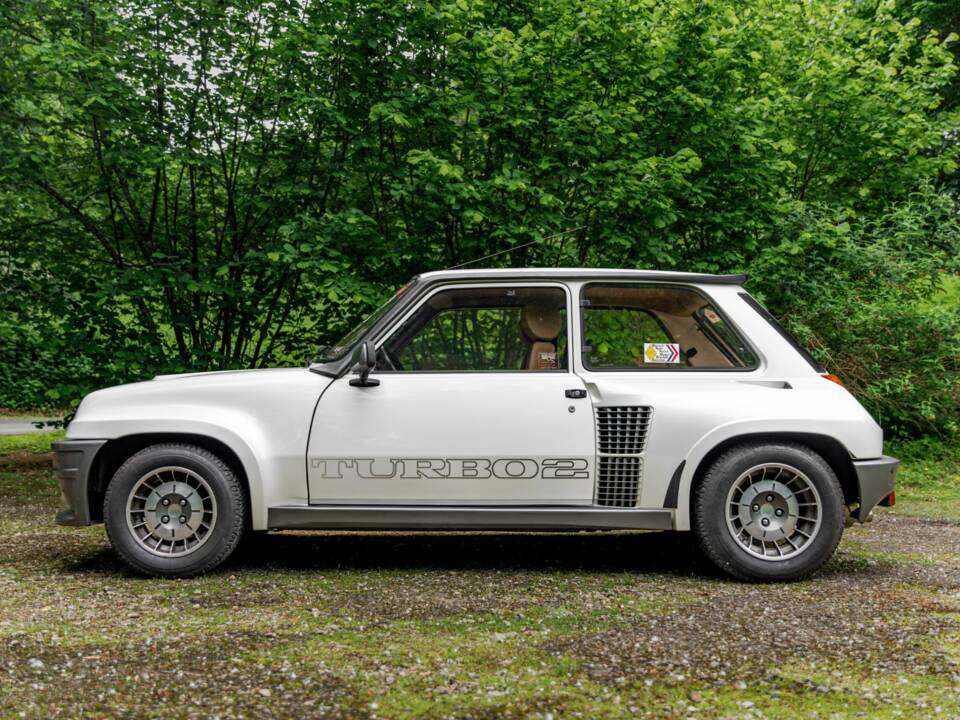 Image 8/49 of Renault R 5 Turbo 2 (1984)