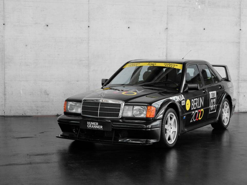 Imagen 3/50 de Mercedes-Benz 190 E 2.5-16 Evolution II (1990)