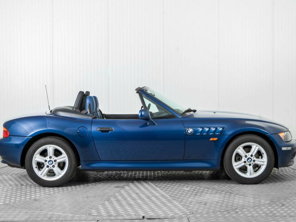 Bild 10/50 von BMW Z3 1.9i (2000)