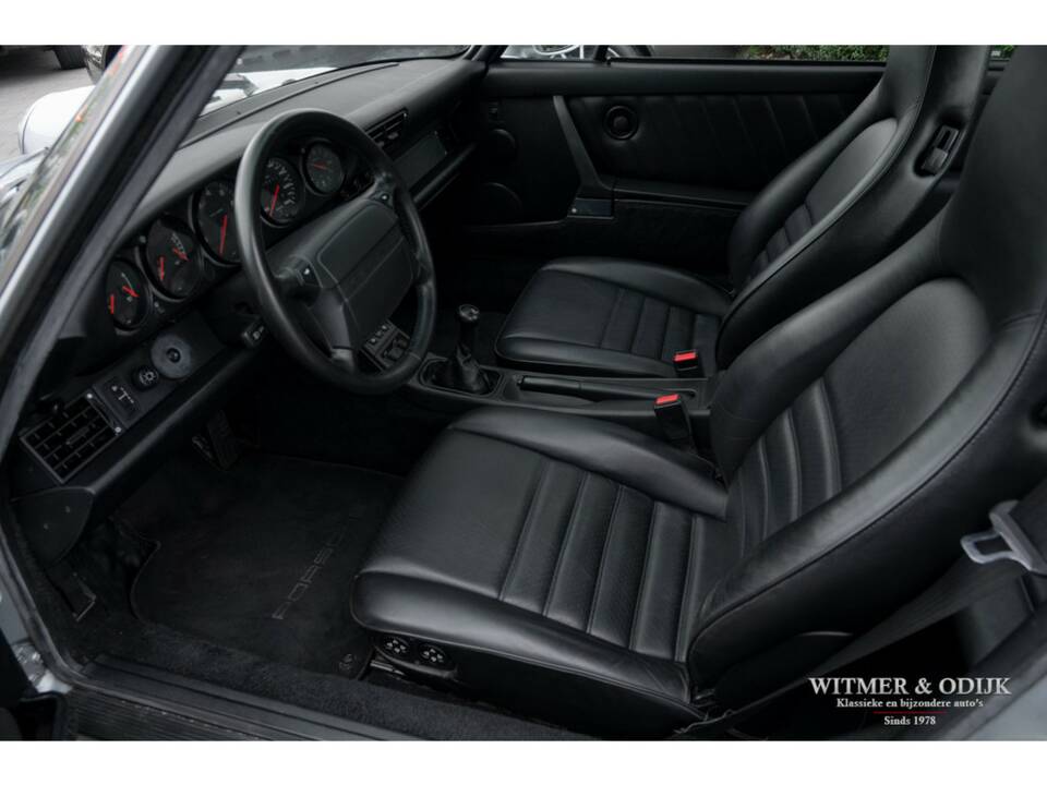 Bild 2/23 von Porsche 911 Carrera 4 (1993)