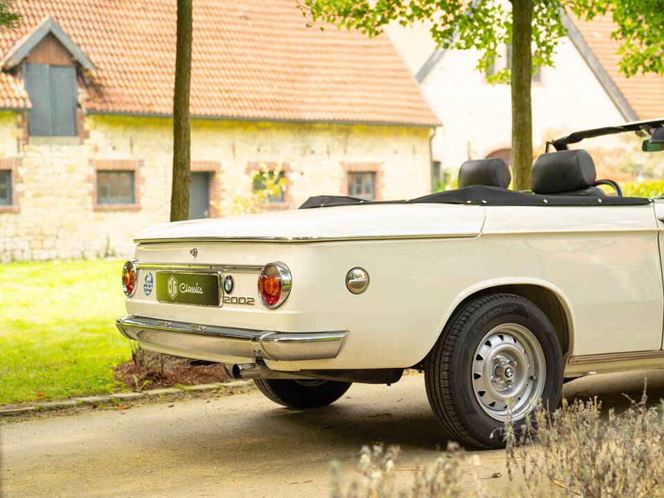 Immagine 16/76 di BMW 2000 (1971)