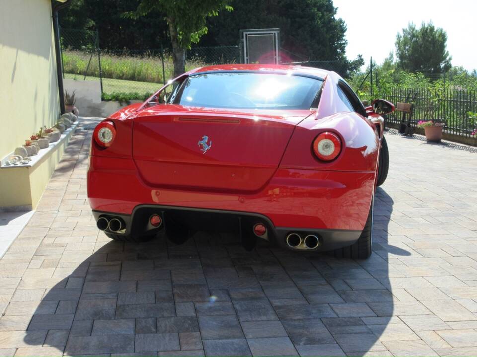 Image 7/33 de Ferrari 599 GTB Fiorano (2008)