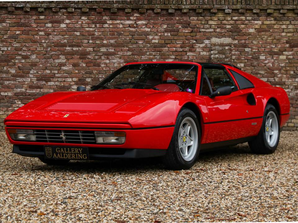Immagine 43/50 di Ferrari 328 GTS (1986)