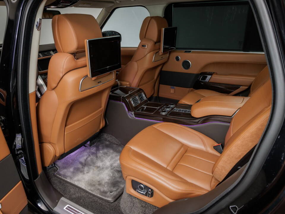 Image 23/34 of Land Rover Range Rover V8 SV Autobiography (2015)