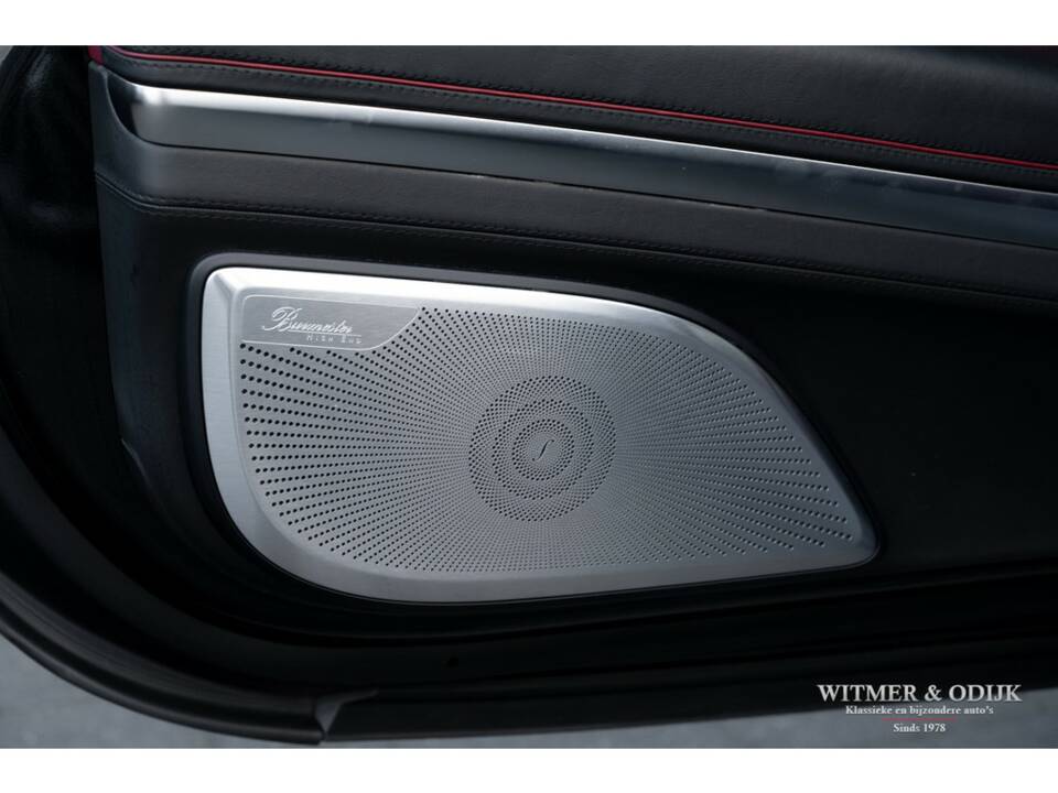 Image 18/36 of Mercedes-Benz S 500 4MATIC (2015)