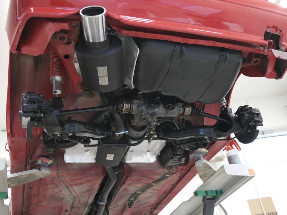 Bild 10/50 von Volkswagen Golf II Rallye 1.8 (1989)
